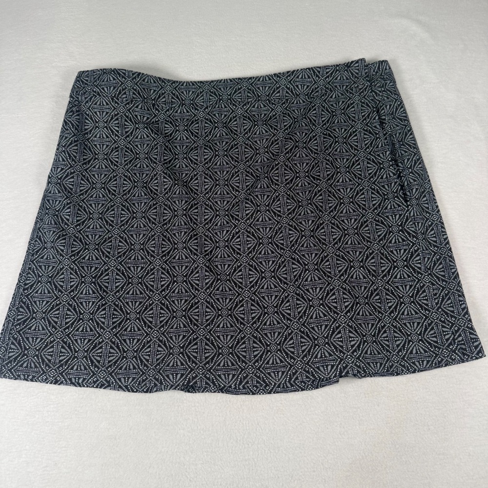 RipSkirt Hawaii Wrap Skirt XXL Black White Geometric Stretch Pocket Travel